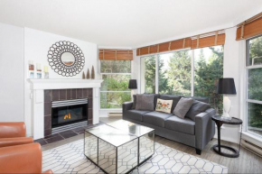 Woodrun Lodge 107 | New Listing! Ski-in, Ski-Out, Heated Pool, Hot Tub & Parking